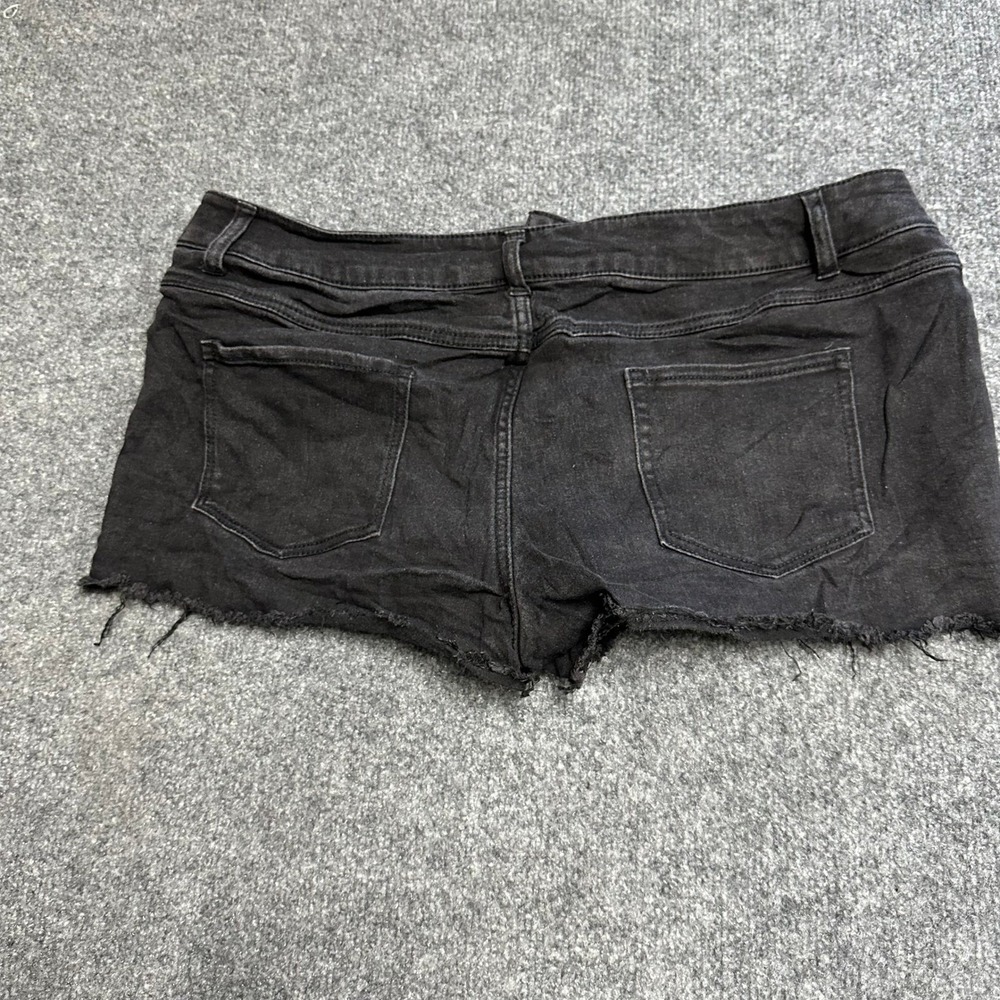 No Boundaries Denim Shorts Womens Size 17 Black Cut Off Raw Hem Stretch Casual